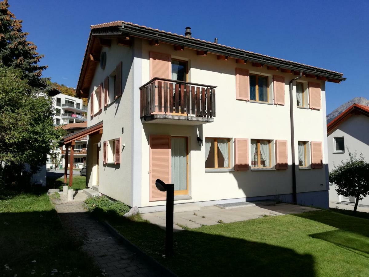 Chasa Ludwig Oben Hause Villa Scuol Buitenkant foto